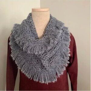 American Eagle Gray Knit Infinity Scarf